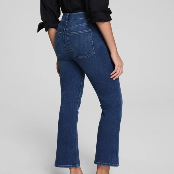 SPANX NEW Women's Blue‎ SPANXsculpt ReDefine Kick Cropped Flare Jeans - Size 10 - Picture 6 of 6